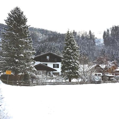 Geraeumiges Domizil Mit Bergblick Und Sauna Обервёссен Экстерьер фото